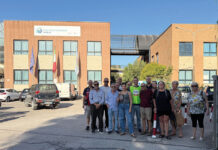 APRILIA – SIT-IN DEL PD PER LA COSTRUZIONE DELLA TERZA ALA DEL POLIAMBULATORIO DI VIA GIUSTINIANO